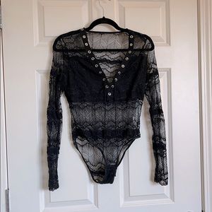 Lace body suite